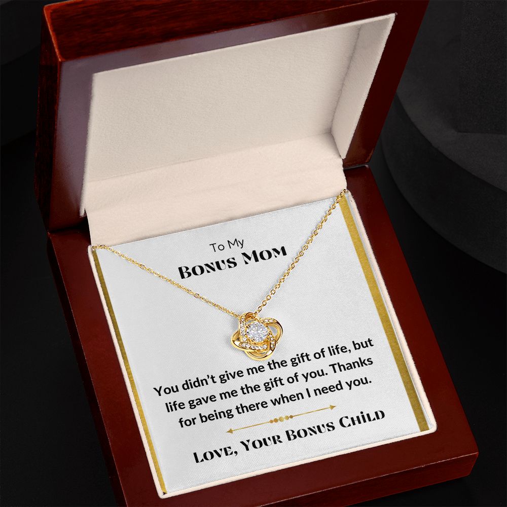 Bonus Mom | Love Knot Necklace