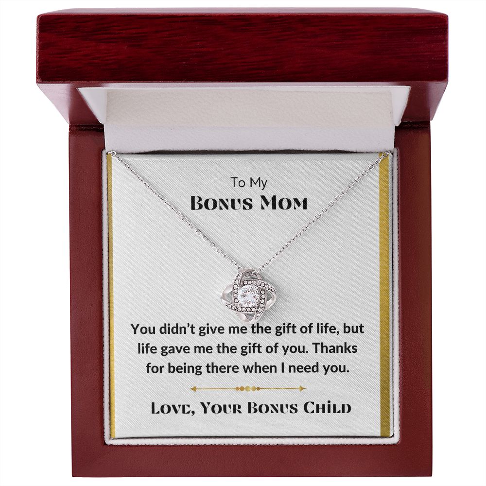 Bonus Mom | Love Knot Necklace